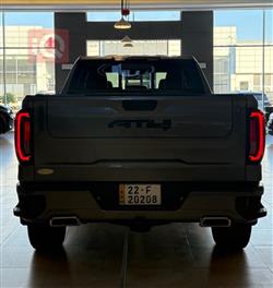 GMC Sierra